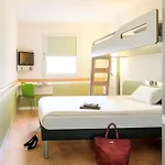 Ibis Budget Lyon Sud St Genis Laval Ξενοδοχείο