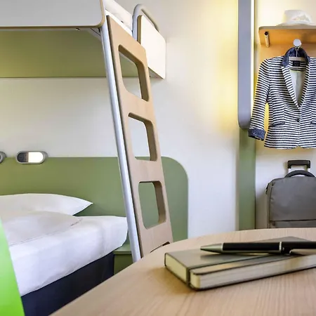 Ibis Budget Lyon Sud St Genis Laval 2*