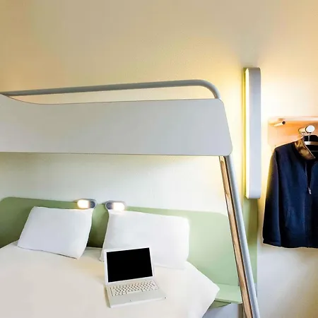 Ibis Budget Lyon Sud St Genis Laval 생-제니-라발