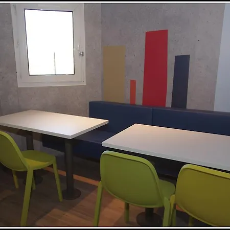 Hotel Ibis Budget Lyon Sud St Genis Laval 2*