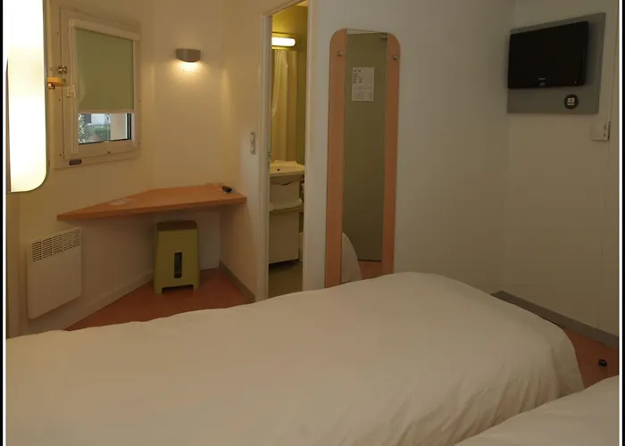 Ibis Budget Lyon Sud St Genis Laval 호텔 2*