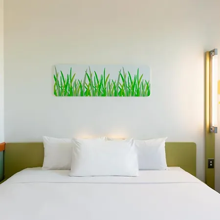 Ibis Budget Lyon Sud St Genis Laval 2*