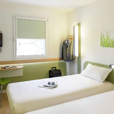 Hotel Ibis Budget Lyon Sud St Genis Laval 2*