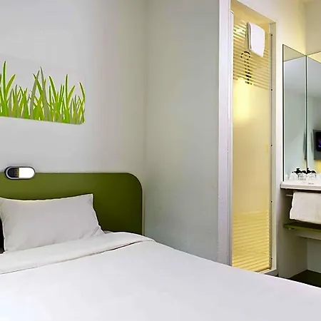 Ibis Budget Lyon Sud St Genis Laval 2* Saint-Genis-Laval