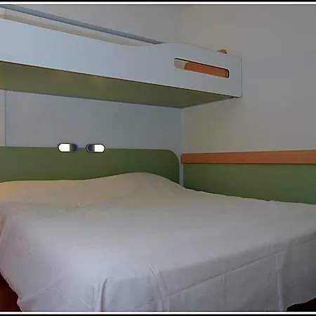 Ibis Budget Lyon Sud St Genis Laval Hotel 2*