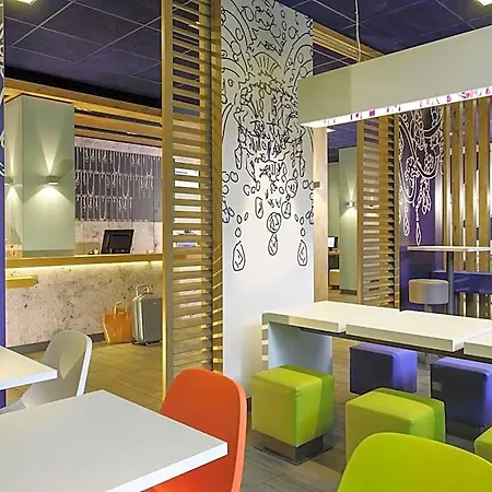 Ibis Budget Lyon Sud St Genis Laval Hotel 2*